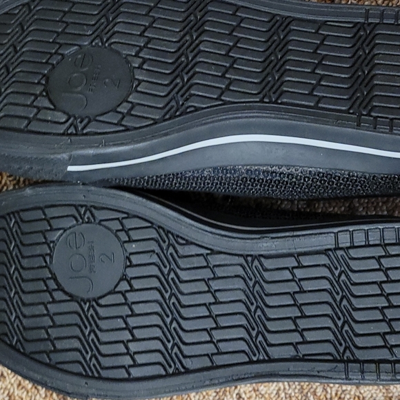 Joe fresh,size 2 ,black - Picture 2 of 2